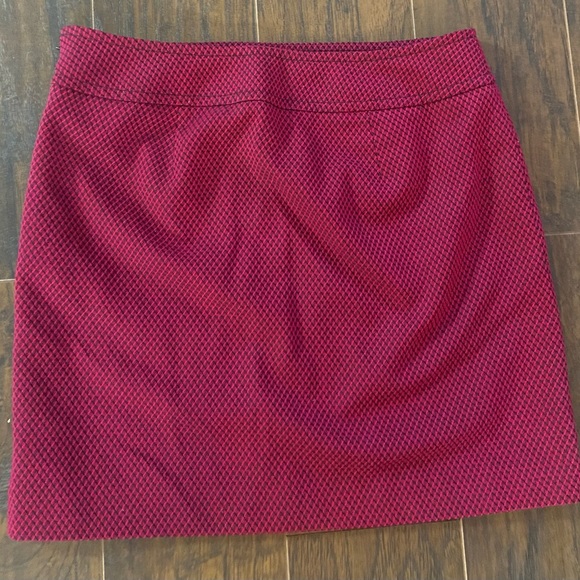 Loft skirt size 10p - Picture 2 of 2
